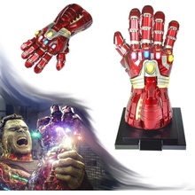 CHZ Svítící rukavice "INFINITY GAUNTLET" Iron man HULK pryskyřice Avengers