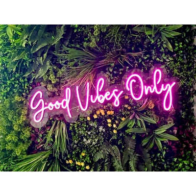 Fotověci Mechový Obraz Stěna Neonové Logo Neon na Míru Reklama Nápis do Baru Restaurace Provozovny Moss Neon Sign (Výrábíme na Míru) Varianta: 100 x 100cm