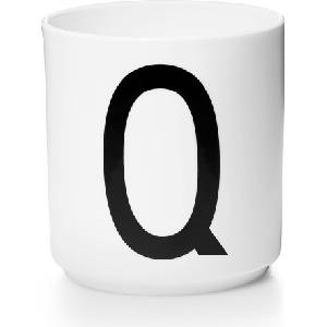 Design Letters Чаша халба aj буква q порцеланова (10201000q)