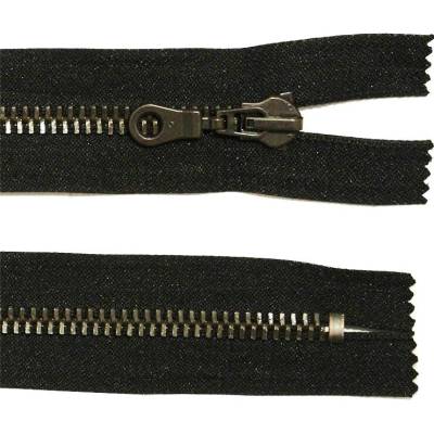 Kovový zip no.8 nerozepínací 20cm černý (staromosazné zoubky) silný zip