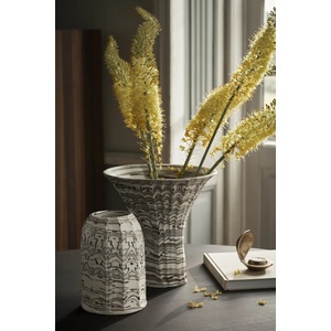 ferm LIVING Декоративен свещник Clam (1104268031)