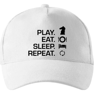 Eat sleep play šach so zahnutým šiltom a mosaznou sponou Biela