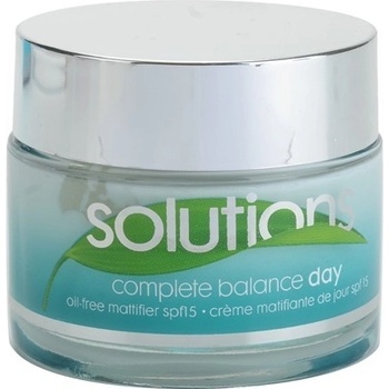 Avon Solutions Complete Balance Day Oil-Free Mattifier denní zmatňující krém pro smíšenou a mastnou pleť SPF 15 50 ml