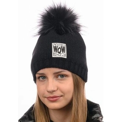 dívčí černá zimní čepice s bambulí wow Marika 41D
