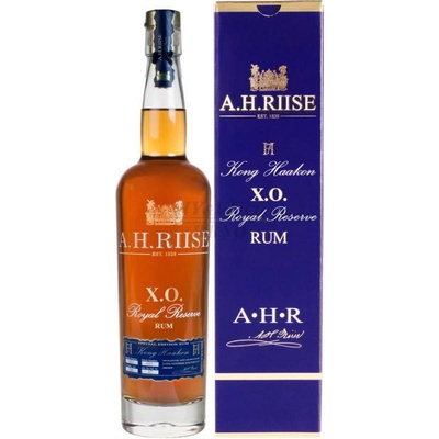 A.H. Riise XO Kong Haakon 42% 0,7 l (karton)