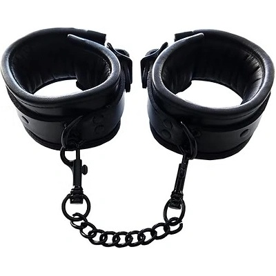 ostatní ROUGE Leather Padded Wrist Cuffs Black with Black Accessories