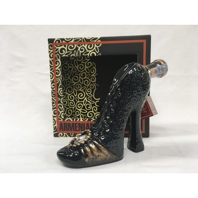 Proshyan Brandy Factory Armenian Brandy ceramic SHOE 7* 40% 0,33 l (holá láhev)
