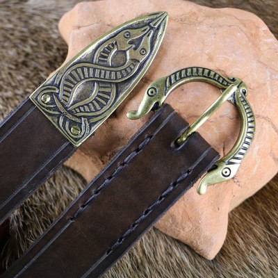 Drakkaria opasek VIKING kůže Bestie Borre hnědý P6795