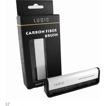 Ludic Carbon fiber Record Brush: Kartáč z ultra jemných uhlíkových vláken