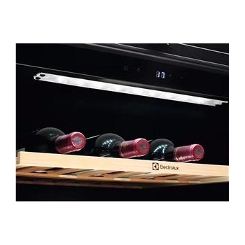 Image 1 of Electrolux EWS4052B5B