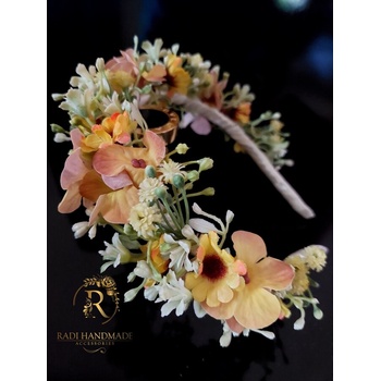 Image 1 of Radi handmade Дизайнерска диадема с жълти хортензии и жълти маргаритки (641)