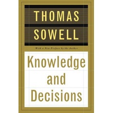 Knowledge and Decisions Sowell ThomasPaperback