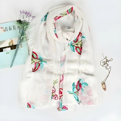 Šatka Flowers biela KP12116