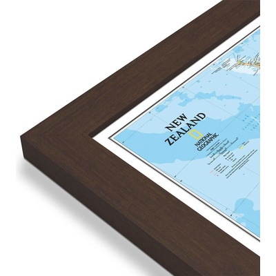 National Geographic Nový Zéland - nástěnná mapa Classic 60 x 77 cm Varianta: mapa v dřevěném rámu, Provedení: Pegi skořice