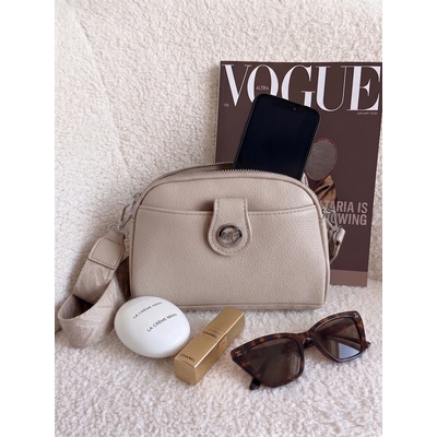 Mini crossbody kabelka s dvojitým vnútrom Praktická kabelka hnedá