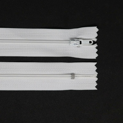 Spirálový zip, šíře 3 mm, délka 50 cm, bílá