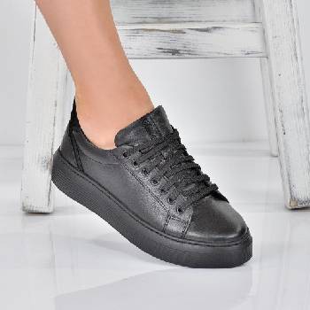 Tinti Shoes Дамски кецове Stella black