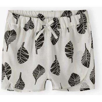 Minoti pole 8 Dievča