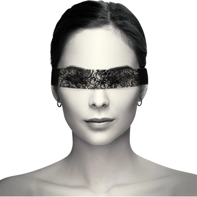 Coquette Chic Desire Lace Mask
