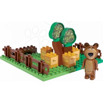 PlayBIG Bloxx Máša a medveď v záhradke