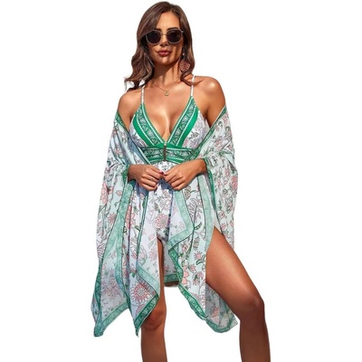 Комплект цял бански и парео в цвят мента и зелено