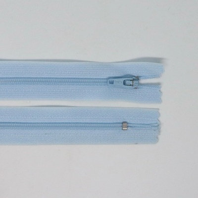 Spirálový zip, šíře 3 mm, délka 40 cm, světle modrá
