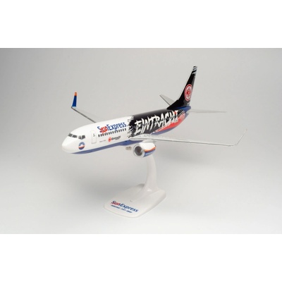 Herpa Boeing 737 8ASWL SunExpress Eintracht Frankfurt Colors Snap Fit 1:100