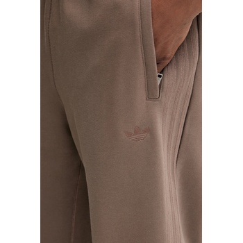 adidas Originals Памучен спортен панталон adidas Originals Ess Wide Pt мъжки в кафяво с изчистен дизайн JW1046 (JW1046)