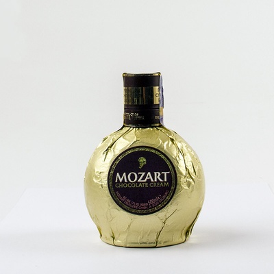 Mozart Gold Chocolate Cream 17% 0,7 l (holá láhev) – Sleviste.cz