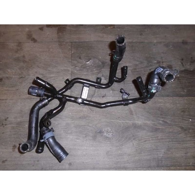 hadice + trubka vodní AUDI A5 8W6 F5 2,0 TDi 04L122157CA 04L122157CC 04L121157AR