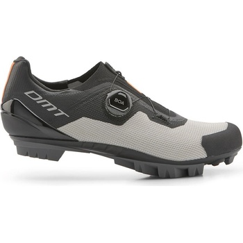 DMT KM4 černá 22/23