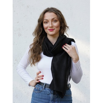 Šála černá