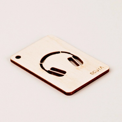 SOJKA Dřevěná vůně do auta - Sluchátka