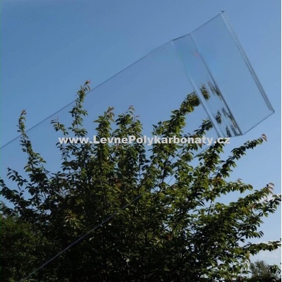 Gutta Glaze Trapézový polykarbonát 3 mm 0,688 m x 2 m 1,38 m² čirá 1 ks