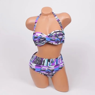 Бански с висока талия и шарен десен - чашка В