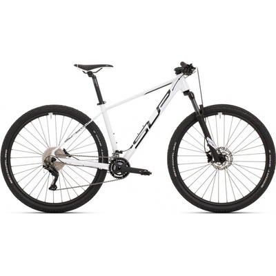 Superior XC 879 2023
