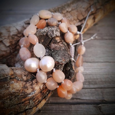 Šperky Katyba náramky Sluneční kámen a Říční perla 0315