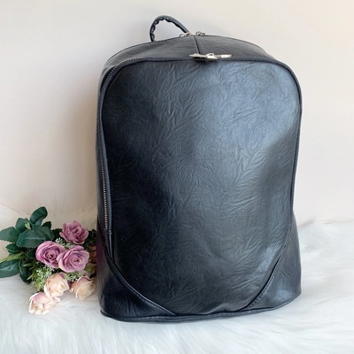 Кожена Луксозна Раница черна Модел-md693