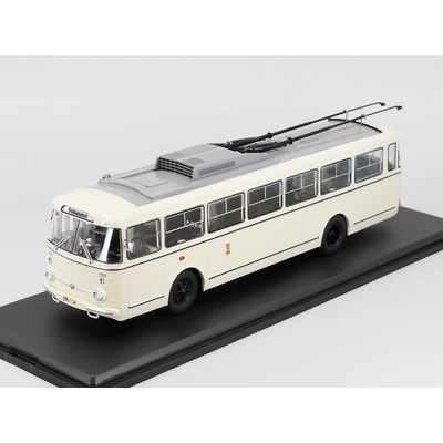Premium ClassiXXs Škoda 9TR trolejbus Berlínské dopravní služby 1:43 – Zbozi.Blesk.cz