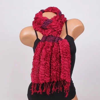 Image 1 of Ефектен дамски шал в цвят бордо с ламе и ресни