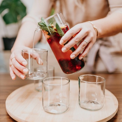 SOJKA Recyklovaná karafa z lahví ČIRÉ SKLO 580 ml 175 mm