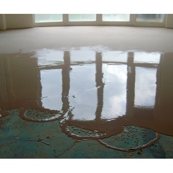 САМОНИВЕЛИРАЩА ЗАМАЗКА