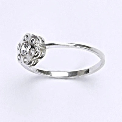 Čištín Zlatý prsten čiré zirkony bílé zlato T 1135