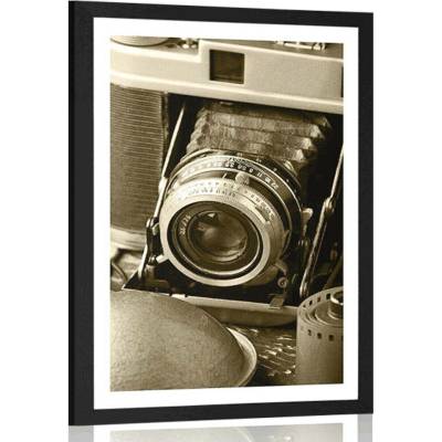 Plakát s paspartou starý fotoaparát v sépiovém provedení - 40x60 black