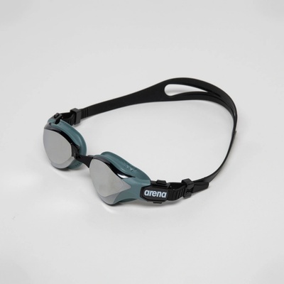 Arena Cobra Tri Swipe