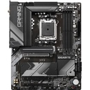 Image 1 of GIGABYTE B650 GAMING X AX