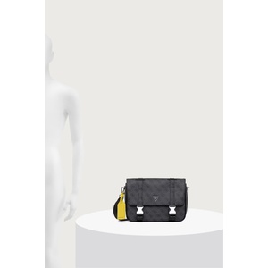 GUESS чанта от имитация на кожа MILANO (HMMILO.P6464) - answear - 234,50 лв