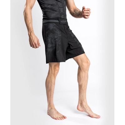 Venum pánské MMA šortky YKZ21 Black/Black