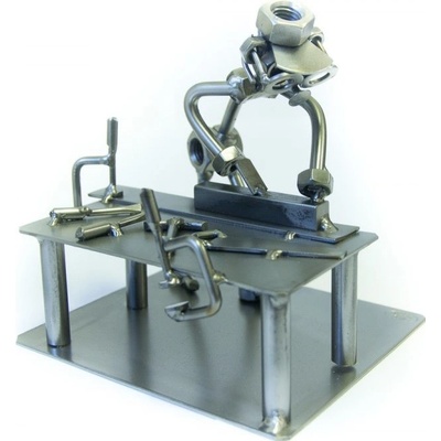 Kovová figurka Truhlář 15 cm