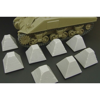 Dragon Hauler 1:35’s Teeth tank traps resin dio accessories